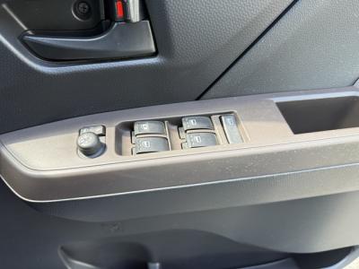 ���[�~�[�@�V�����Îԁ@R2�N9����ϲ��݂��Č���^�ɡ��������߰&���قȂǂ��ƭ��١1L�ݼ�݂ɱ����STOP��CVT�ŔR���16.8km/L������́��ϰı���(���s�ґΉ�ڰ�ް��ڰ����Ű�ݻ�)����ܰ�ײ���ޱ�����ذ&�߯��������ق���߼�݂́���ذ���1���TV�������ިP(�ޯ���ץ����ٽ���)�Ȃǂ��t���Ă��܂�!