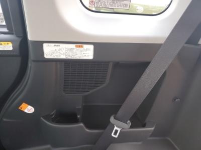 ���[�~�[�@�V�����Îԁ@�l�C�̗����ײ��ʲ�ܺ�ݡ1L�ݼ�݂ɱ����STOP��CVT�ŔR���24.6km/L������́��ϰı��ćU(��וtڰ�ް��ڰ���O��딭�i�h�~)����ܰ�ײ���ޱ�����ذ&�߯���������۰ٻݼ���ށ��d���i�[�Ӻ��ޱ�װ�ق���߼�݂́���̫��PKG(���ļ��˰�������ޯ�ð���)����ذ���1���TV��ETC�Ȃǡ