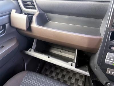 ���[�~�[�@�V�����Îԁ@�����STOP��CVT�ŔR���WLTC18.4km/L�R6�N12����ϲŰ��ݼނ��ā�9����ި���ڲ���ި��پ��TV&�ޯ���ׂ�W�����������ق����ϰı���(ڰ�ް��ڰ���O��딭�i�h�~���Ű�ݻ�)��������ܰ�ײ���ޱ��LEDͯ��ײā����ذ&�߯������������AC�ق���߼�݂́���̫��PKG(F���˰�������ޯ�ð���)������n(ܲ�߰�ޱ���)���t���Ă��܂��B
