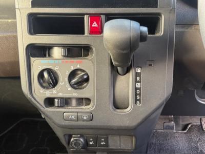 ���[�~�[�@�V�����Îԁ@R2�N9����ϲ��݂��Č���^�ɡ��������߰&���قȂǂ��ƭ��١1L�ݼ�݂ɱ����STOP��CVT�ŔR���WLTC18.4km/L������́��ϰı���(ڰ�ް��ڰ����Ű�ݻ�)����ܰ�ײ���ޱ�����ذ&�߯��������ق���߼�݂́���ذ���1���TV���ޯ���ׁ�ETC�Ȃǂ��t���Ă��܂�!