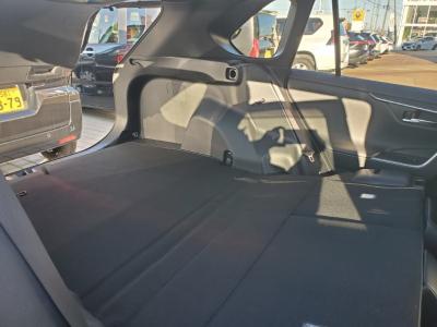 �q�`�u�S�@�V�����Îԁ@R4�N10����ϲ��݂�Z��ڰ��(563.3���~)�����ɡPHV��p��F����߰��LED�޲ײĂō��ʉ����ꂽ����̪����ő�306�n�͂�EV������95km��R��WLTC22.2km/L���10.5�������پ��TV��360����ׁ�ڻް��ܰ���(��g����t)���޼����װ��19��Ё�˰���t�v�݁���ܰ�ޯ��ޱ��T���èS(ڰ�ް�ٰ��)��LEDͯ��ײā�ETC����߼�݂́���ٰ̕t!