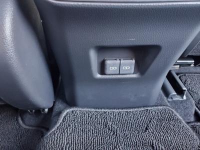 �q�`�u�S�@�V�����Îԁ@R4�N10����ϲ��݂�Z��ڰ��(563.3���~)�����ɡPHV��p��F����߰��LED�޲ײĂō��ʉ����ꂽ����̪����ő�306�n�͂�EV������95km��R��WLTC22.2km/L���10.5�������پ��TV��360����ׁ�ڻް��ܰ���(��g����t)���޼����װ��19��Ё�˰���t�v�݁���ܰ�ޯ��ޱ��T���èS(ڰ�ް�ٰ��)��LEDͯ��ײā�ETC����߼�݂́���ٰ̕t!