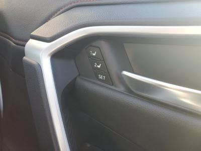 �q�`�u�S�@�V�����Îԁ@R4�N10����ϲ��݂�Z��ڰ��(563.3���~)�����ɡPHV��p��F����߰��LED�޲ײĂō��ʉ����ꂽ����̪����ő�306�n�͂�EV������95km��R��WLTC22.2km/L���10.5�������پ��TV��360����ׁ�ڻް��ܰ���(��g����t)���޼����װ��19��Ё�˰���t�v�݁���ܰ�ޯ��ޱ��T���èS(ڰ�ް�ٰ��)��LEDͯ��ײā�ETC����߼�݂́���ٰ̕t!