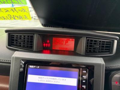 �^���N�@�V�����Îԁ@�l�C�̗����ײ��ʲ�ܺ�ݡ1L�ݼ�݂ɱ����STOP��CVT�ŔR���24.6km/L������́��ϰı��ćV(ڰ�ް��ڰ�����Hi�ްѥ��Ű�ݻ�)����ܰ�ײ���ޱ�����ذ&�߯���������۰ٻݼ���ށ��d���i�[�Ӻ��ޱ�װ�ق���߼�݂́���ذ����پ��TV�������ިP(�ޯ���ץ�ñ�ݸ��Ӻ�)����̫��PKG(���ļ��˰�������ޯ�ð���)��ETC�t���