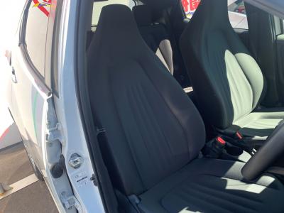 X@VÎԁ@1.5L3Cݼ&CVTڤRWLTC19.6km/L[Gɂ́èݽ(ڰްڰڰްٰC)ذ&߯āACS-VSCh~8ިڲUSBިޯׂق߼݂́8ށLEDͯײāETC۱ϯĂȂǂtĂ܂!