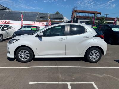 X@VÎԁ@1.5L3Cݼ&CVTڤRWLTC19.6km/L[Gɂ́èݽ(ڰްڰڰްٰC)ذ&߯āACS-VSCh~8ިڲUSBިޯׂق߼݂́8ށLEDͯײāETC۱ϯĂȂǂtĂ܂!