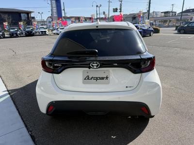 �����X�@�V�����Îԁ@R6�N1����ϲŰ��ݼނ�������̪����ύX�ʲ��د�����ق�1.5L�ݼ�݂�Ӱ����CVT�𓋍ڤ�R���WLTC30.2km/L������́�������è�ݽ(ڰ�ް��ڰ��ڰ�ް�ٰ��C)�����ذ&�߯�����ā����AC��S-VSC������h�~���ި���ڲUSB���ި��ق���߼�݂́���ذ��ށ��ޯ���ׁ����Ĳ�ETC���ЊO15�����Еt��!