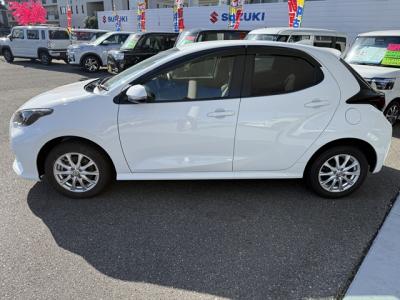 �����X�@�V�����Îԁ@R6�N1����ϲŰ��ݼނ�������̪����ύX�ʲ��د�����ق�1.5L�ݼ�݂�Ӱ����CVT�𓋍ڤ�R���WLTC30.2km/L������́�������è�ݽ(ڰ�ް��ڰ��ڰ�ް�ٰ��C)�����ذ&�߯�����ā����AC��S-VSC������h�~���ި���ڲUSB���ި��ق���߼�݂́���ذ��ށ��ޯ���ׁ����Ĳ�ETC���ЊO15�����Еt��!