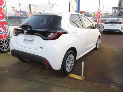 �����X�@�V�����Îԁ@ʲ��د�����ق�1.5L�ݼ�݂�Ӱ����CVT�𓋍ڤ�R���WLTC30.2km/L������́�������è�ݽ(ڰ�ް��ڰ��ڰ�ް�ٰ��C)�����ذ&�߯�����ā����AC��S-VSC������h�~���ި���ڲUSB���ި��ق���߼�݂́���ذ��ށ��ޯ���ׁ����Ĳ�ETC�t��!