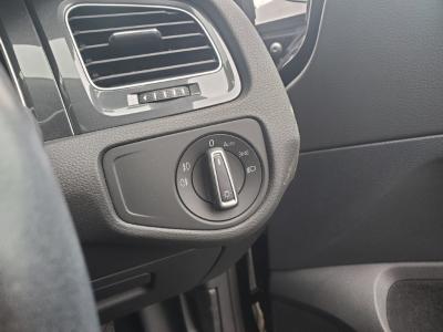 �S���t�@�V�����Îԁ@R3�N4���܂Ŕ̔�����Ă���7��ں��̡1.2L���޴ݼ�݂�7��AT�𓋍ڡ���ʎd�l�ԂŁ��޼���Ұ���׽����8�������پ��TV&�ޯ���ׁ�LEDͯ��ײā�17�����ЂȂǂ��t���ق������ذ&�߯�����ā�ڰ�ް��ڰ���ڰ�ް�ٰ��C�Ȃǂ𑕔��