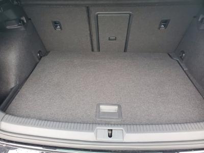 �S���t�@�V�����Îԁ@R3�N4���܂Ŕ̔�����Ă���7��ں��̡1.2L���޴ݼ�݂�7��AT�𓋍ڡ���ʎd�l�ԂŁ��޼���Ұ���׽����8�������پ��TV&�ޯ���ׁ�LEDͯ��ײā�17�����ЂȂǂ��t���ق������ذ&�߯�����ā�ڰ�ް��ڰ���ڰ�ް�ٰ��C�Ȃǂ𑕔��