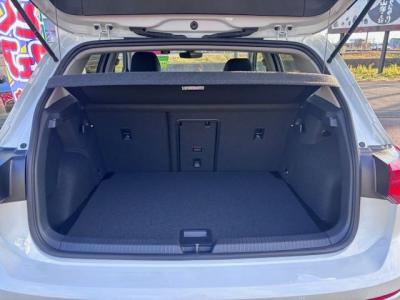 �S���t�@�V�����Îԁ@R3�N6����8�N�Ԃ��������ݼނ�8��ڂɡ2L�ި�������޴ݼ�݂�7��AT�ŔR��WLTC20.1km/L!���ʎd�l��(�V��414.6���~)�Ł�10�������پ��TV���ޯ���ׁ�17�����Ё�ڰ�ް��ڰ���ڰ�ް�ٰ��C��LEDͯ��ײā����ļ��˰���������˰�������ذ&�߯�����ā�ETC�Ȃǂ��t���Ă��܂��