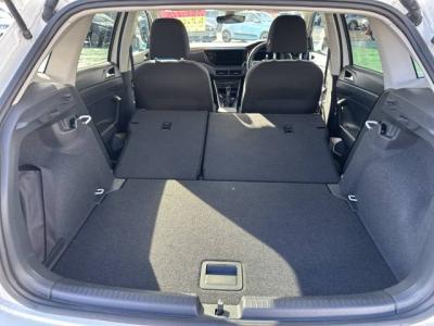 �|���@�V�����Îԁ@R4�N6����ϲ��݂őO���޻޲݂�ύX�����s���قɡ�����STOP�t1.0���޴ݼ�݂�����ټ�ĕt7��DSG���ςŔR���WLTC17.1km/L�B�����́�LEDͯ��ײā�ڰ�ް��ڰ���15�����Ё��ޯ���ׁ����AC��ETC�ق���߼�݂́�9.2�����ށ����ذ&�߯�����ĂȂǂ��t���Ă��܂�!