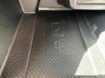 �|���@�V�����Îԁ@R4�N6����ϲ��݂őO���޻޲݂�ύX�����s���قɡ�����STOP�t1.0���޴ݼ�݂�����ټ�ĕt7��DSG���ςŔR���WLTC17.1km/L�B�����́�LEDͯ��ײā�ڰ�ް��ڰ���15�����Ё��ޯ���ׁ����AC��ETC�ق���߼�݂́�9.2�����ށ����ذ&�߯�����ĂȂǂ��t���Ă��܂�!