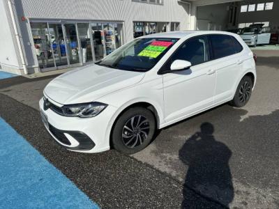 �|���@�V�����Îԁ@R4�N6����ϲ��݂őO���޻޲݂�ύX�����s���قɡ�����STOP�t1.0���޴ݼ�݂�����ټ�ĕt7��DSG���ςŔR���WLTC17.1km/L�B�����́�LEDͯ��ײā�ڰ�ް��ڰ���15�����Ё��ޯ���ׁ����AC��ETC�ق���߼�݂́�9.2�����ށ����ذ&�߯�����ĂȂǂ��t���Ă��܂�!